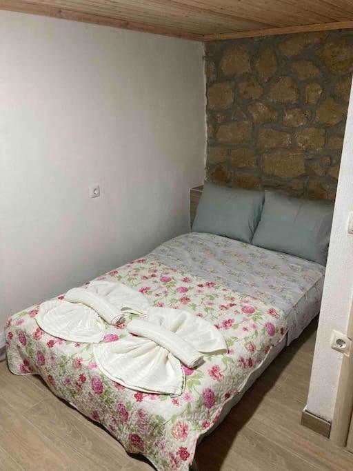 Mikraki Apartamento Kalambaka Exterior foto